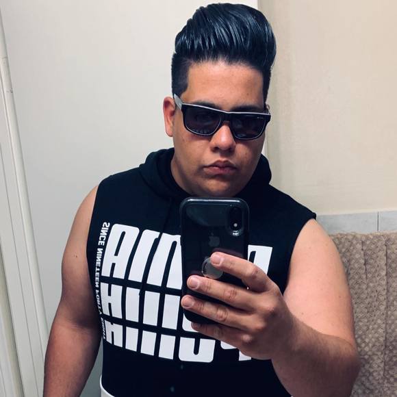 Meet your Posher, Daniel - Picture 1 of 1